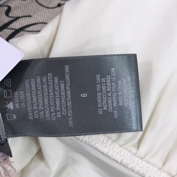 Vince Camuto Tropical Palm Printed Plunging V-Neck Swimsuit - Picture 7 of 8